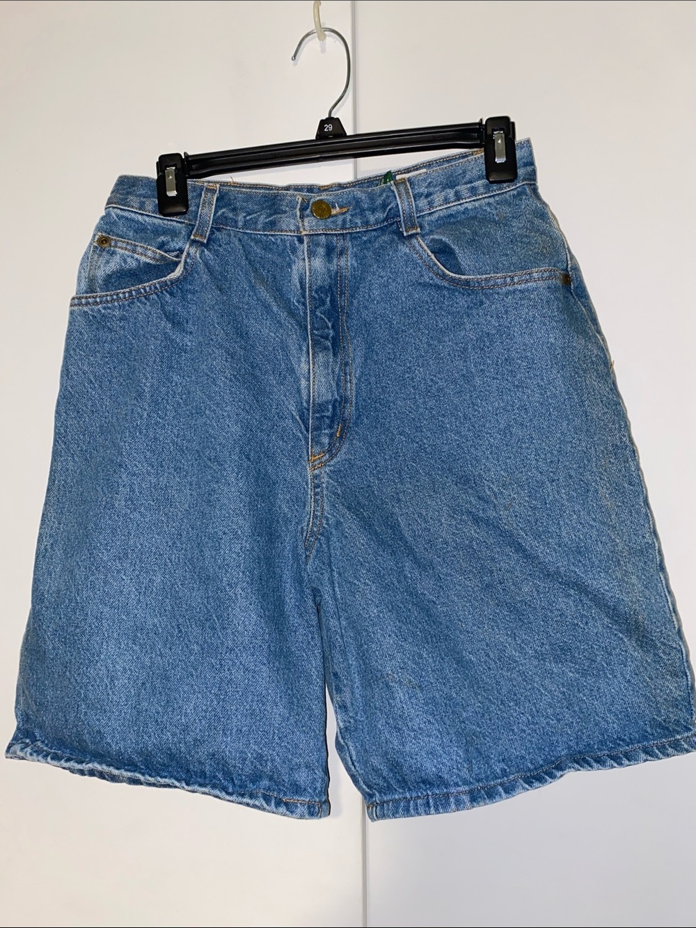 Hunt Club Medium Blue Denim Women’s Jean Shorts. Made in the USA.